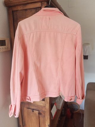 Cazadora Only Rosa Talla XXL.