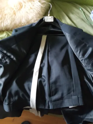 Traje azul marino