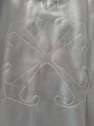 Sudadera Off White Azul Talla XL talla pequeña