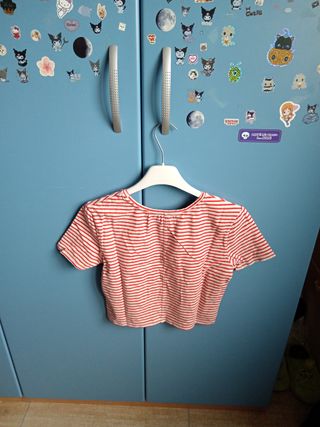 Maglietta a righe rosse e bianche Zara L