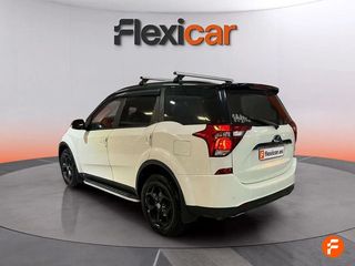 Mahindra XUV 500 W10 FWD