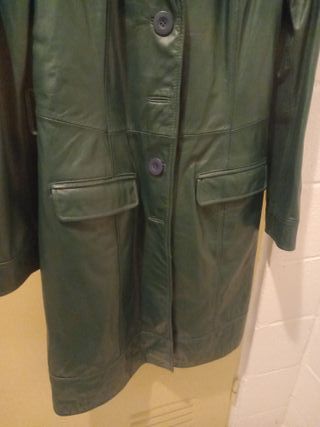 Abrigo de piel verde