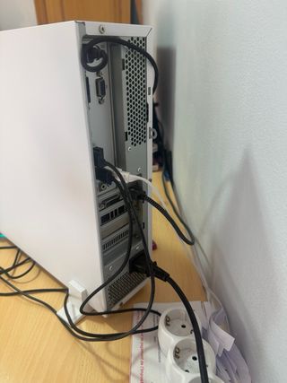 MSI Prestige PE130 Ordenador Sobremesa