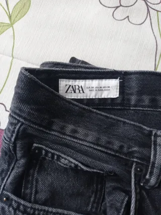 Pantalónes vaqueros joven