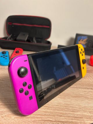 Nintendo Switch con accesorios