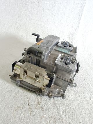 CONVERTIDOR/INVERSOR DE CORRIENTE HYUNDAI IONIQ