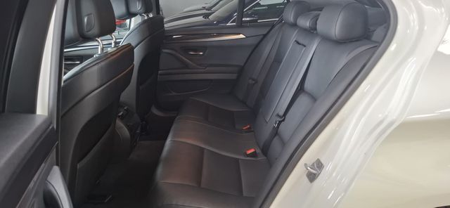 BMW Serie 5 520D 185 CV AUTOMATICO 2013