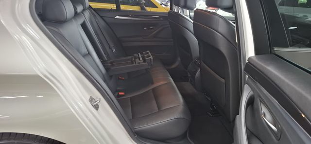 BMW Serie 5 520D 185 CV AUTOMATICO 2013