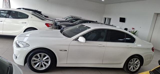 BMW Serie 5 520D 185 CV AUTOMATICO 2013