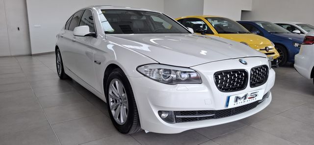 BMW Serie 5 520D 185 CV AUTOMATICO 2013