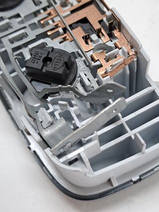 LUZ INTERIOR FORD TRANSIT CONNECT (3)