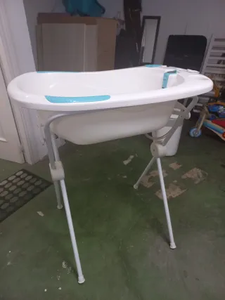 Bañera bebé con soporte plegable