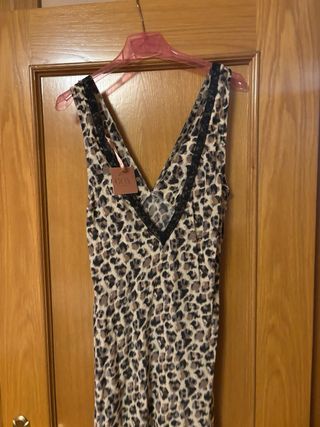 Vestido largo estampado animal print