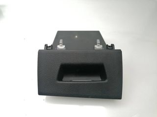 GUANTERA BMW SERIE 1 LIM. (F40) (2)