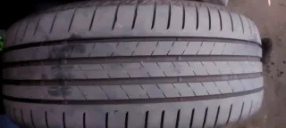 Neumático 225/50 R18 99W