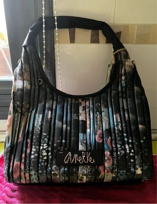 Bolso de hombro grande estampado