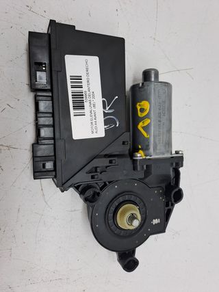 MOTOR ELEVALUNAS DELANTERO DERECHO AUDI A4 AVANT (8E) (3)