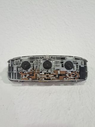 LUZ INTERIOR FORD FOCUS BERLINA (CAP) (2)