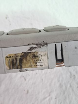 LUZ INTERIOR FORD FOCUS BERLINA (CAP) (2)
