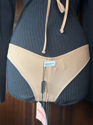 Bikini marrone chiaro con pajete