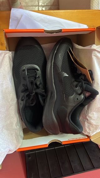 Nike Revolution 7 38 Negro