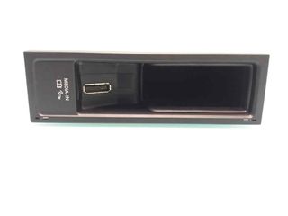 SISTEMA AUDIO / RADIO CD VOLKSWAGEN TIGUAN (2)