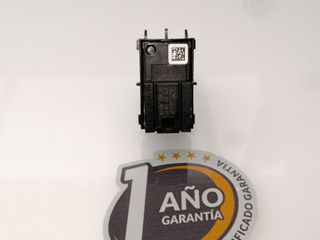 MANDO ELEVALUNAS TRASERO DERECHO VOLKSWAGEN GOLF VII LIM. (2)