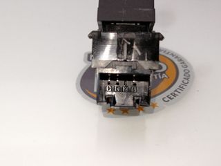 MANDO ELEVALUNAS TRASERO DERECHO VOLKSWAGEN GOLF VII LIM. (2)