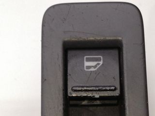 MANDO ELEVALUNAS DELANTERO DERECHO VOLKSWAGEN TOUAREG (7L6)