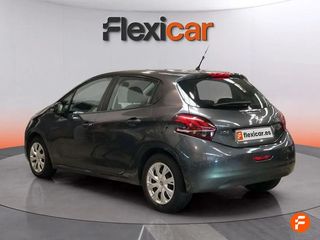 Peugeot 208 5P ALLURE 1.2L PureTech 60KW (82CV)