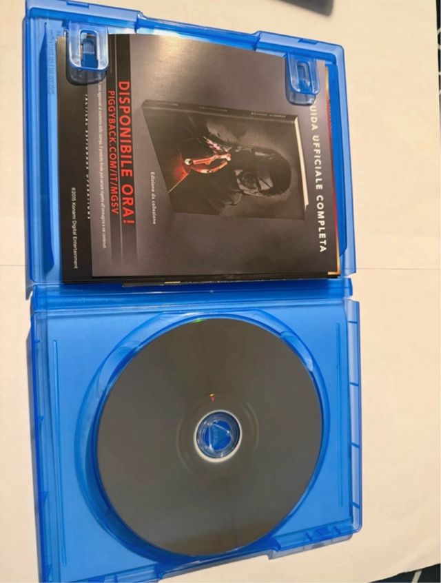 Metal Gear Solid V PS4 - Day One Edition