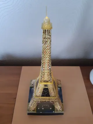 Puzzle 3D Torre Eiffel LED Ravensburger