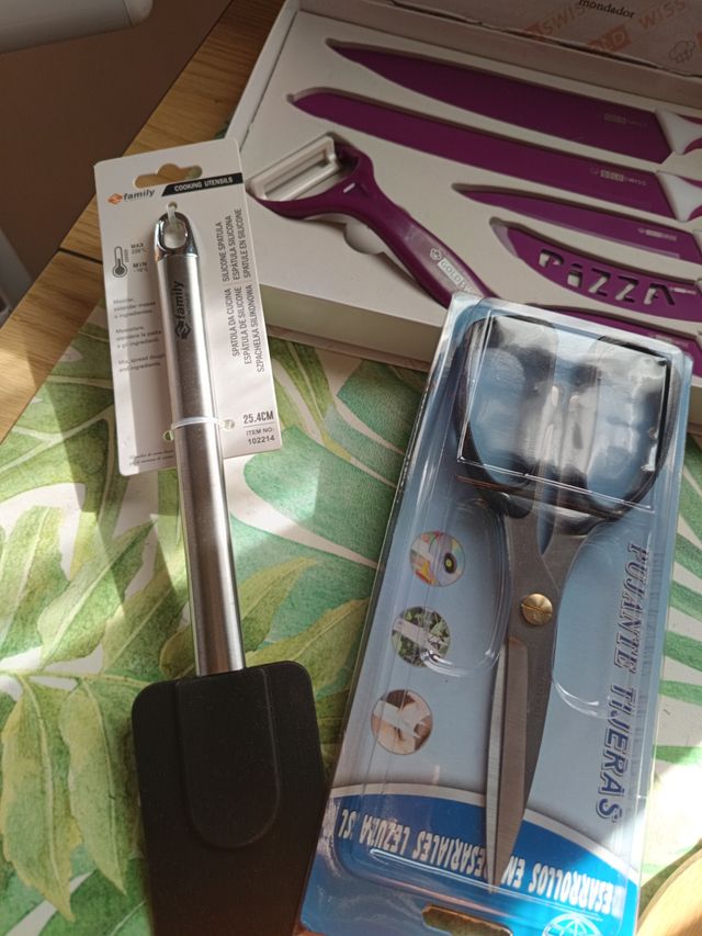 Kit de Cocina Cuchillos y Utensilios