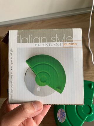 Tagliapizza Brandani Cucina Verde Inox