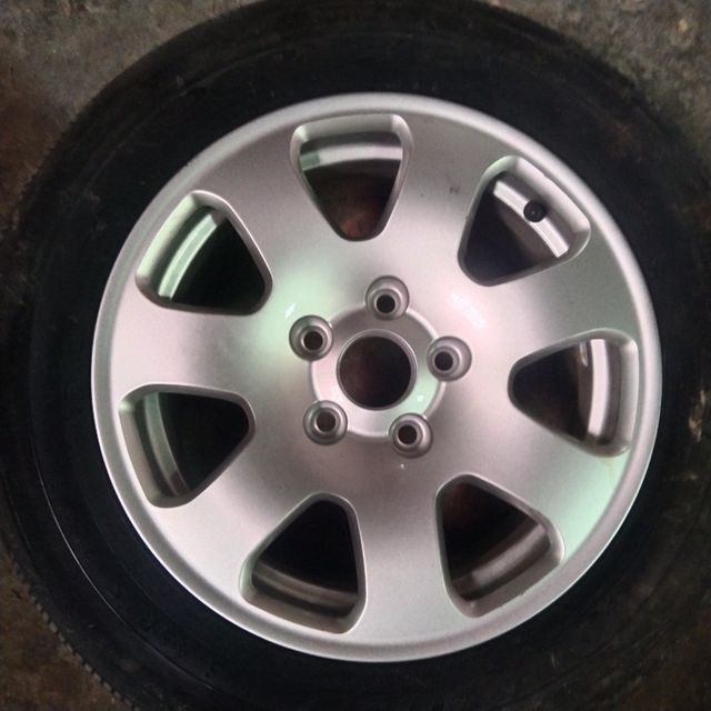 Llanta 195/65R15 91V