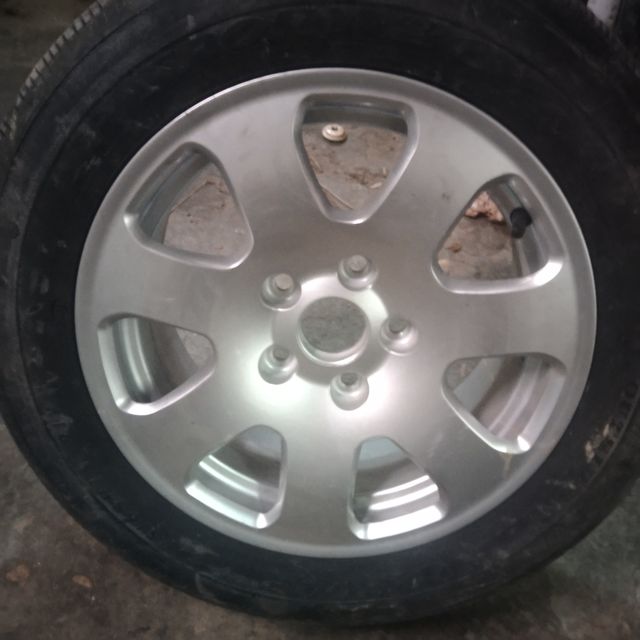 Llanta 195/65R15 91V
