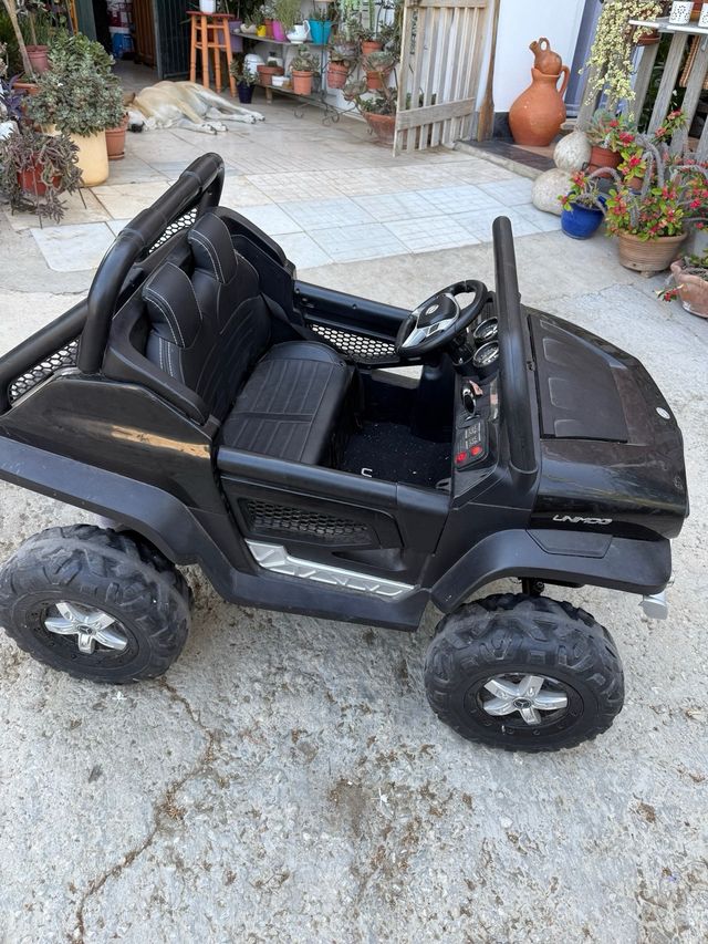 Coche Eléctrico Infantil Mercedes-Benz