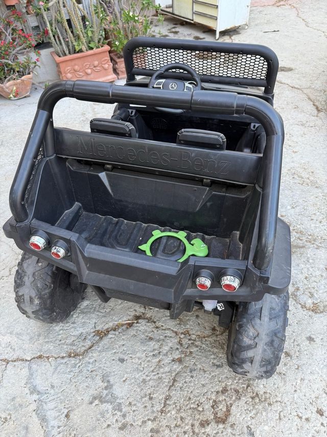Coche Eléctrico Infantil Mercedes-Benz