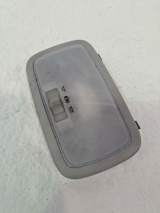 LUZ INTERIOR KIA RIO (YB) (2)