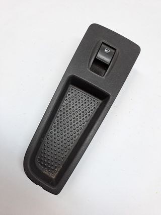 MANDO ELEVALUNAS DELANTERO DERECHO FIAT BRAVO (198)