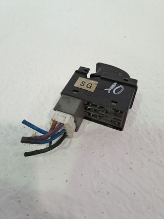 MANDO ELEVALUNAS TRASERO DERECHO FERRARI 360 (F131)