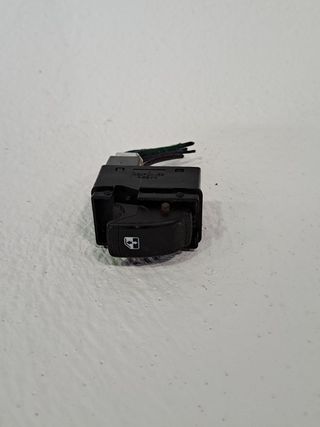 MANDO ELEVALUNAS TRASERO IZQUIERDO FERRARI 360 (F131)