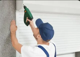 Reparación de persianas enrollables de ventanas 