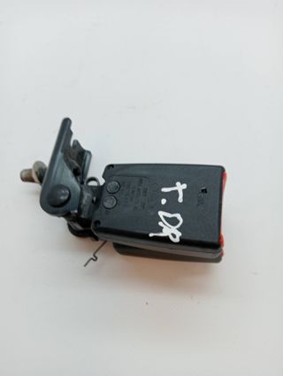 ENGANCHE CINTURON FORD FIESTA BERLINA