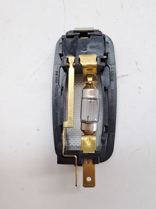 LUZ INTERIOR KIA CEED SPORTSWAGON (7)