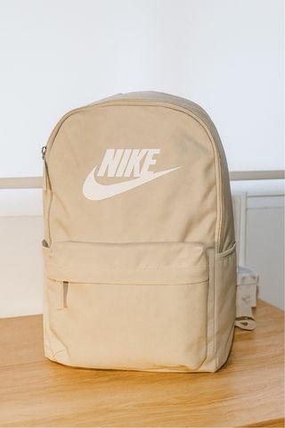 Mochila Nike Beige