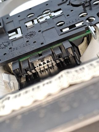 LUZ INTERIOR SEAT EXEO BERLINA (3R2)