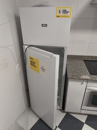 Nevera Zanussi 
