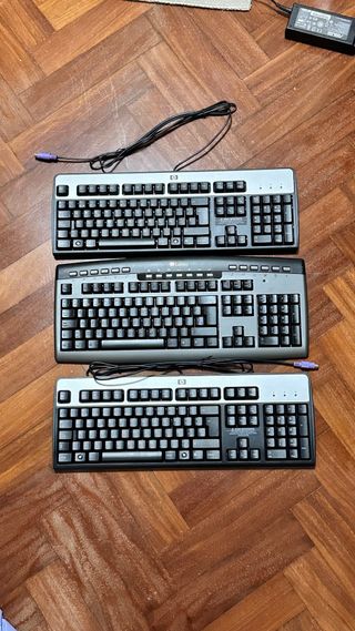 Lote de 3 teclados