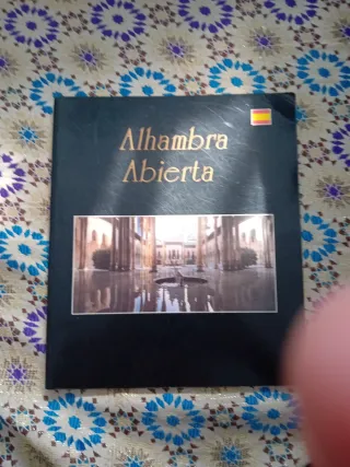 ALHAMBRA ABIERTA (ESPAÑOL)